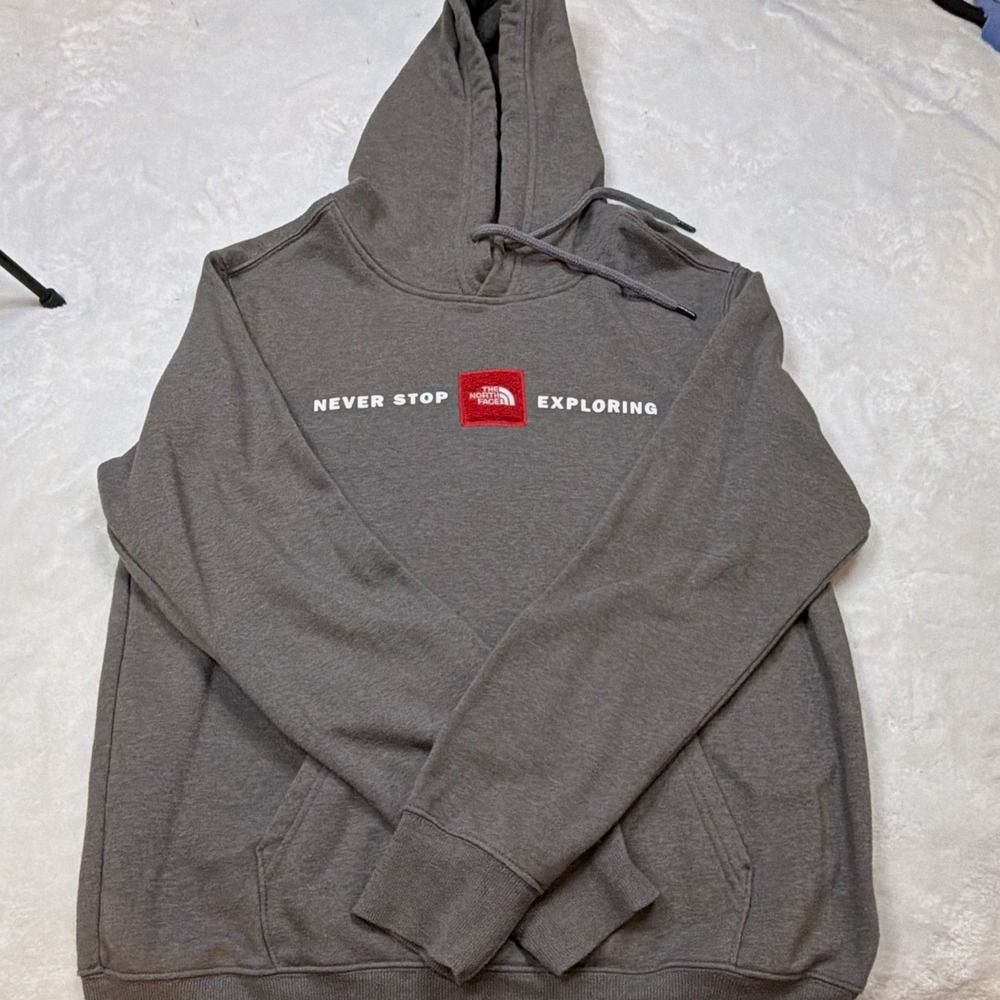 The North Face Men's Pullover Hoodie Gray Fleece Graphic Logo Pockets Sz M